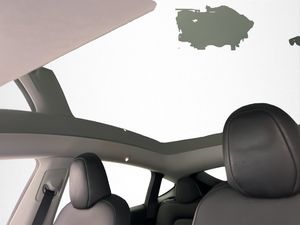Tesla Model Y bild 18