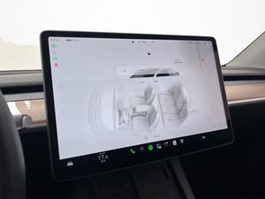 Tesla Model Y bild 22