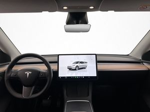 Tesla Model Y bild 15