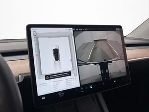 Tesla Model Y bild 20