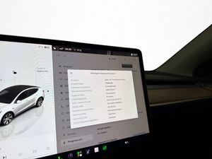 Tesla Model Y bild 26