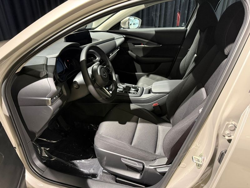 Mazda CX-30 bild 10