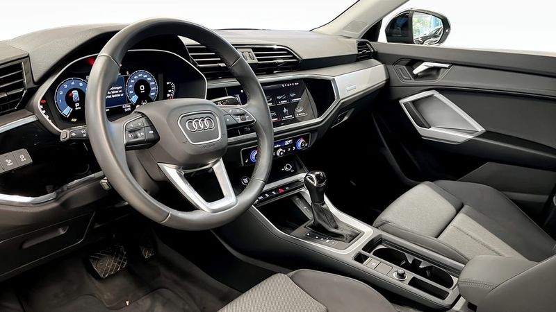 Audi Q3 bild 9