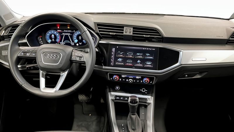 Audi Q3 bild 12
