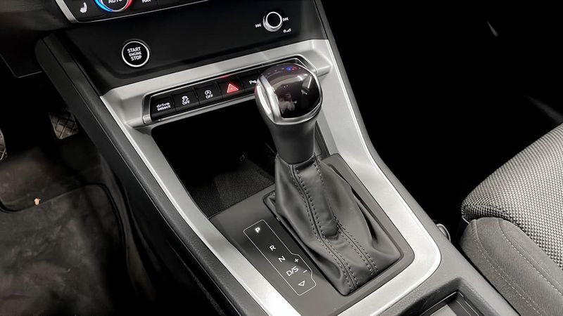Audi Q3 bild 14