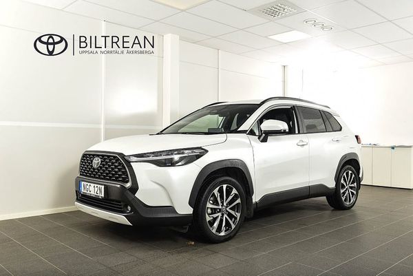 Toyota Corolla Cross Hybrid AWD-i 2,0 Elhybrid AWD Style Pluspaket Drag Motorvärmare - 2024