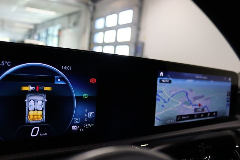 Mercedes CLA250 bild 12