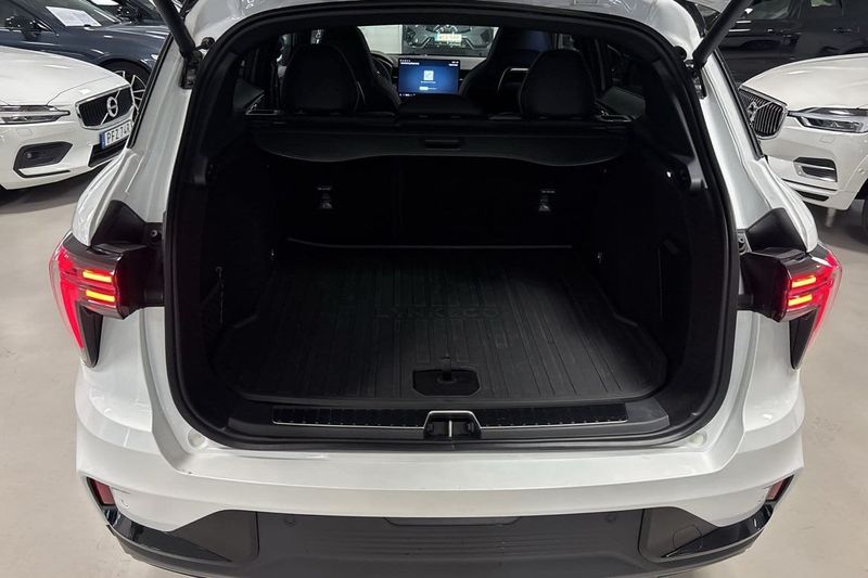 Lynk & Co 01 bild 7