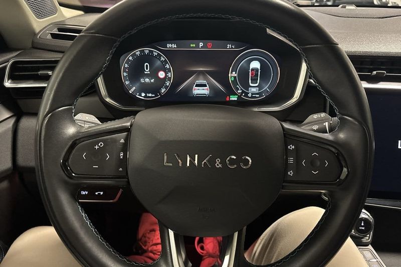 Lynk & Co 01 bild 10