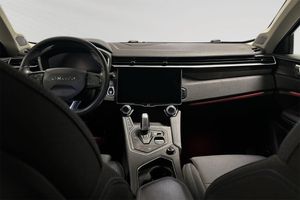 Lynk & Co 01 bild 5