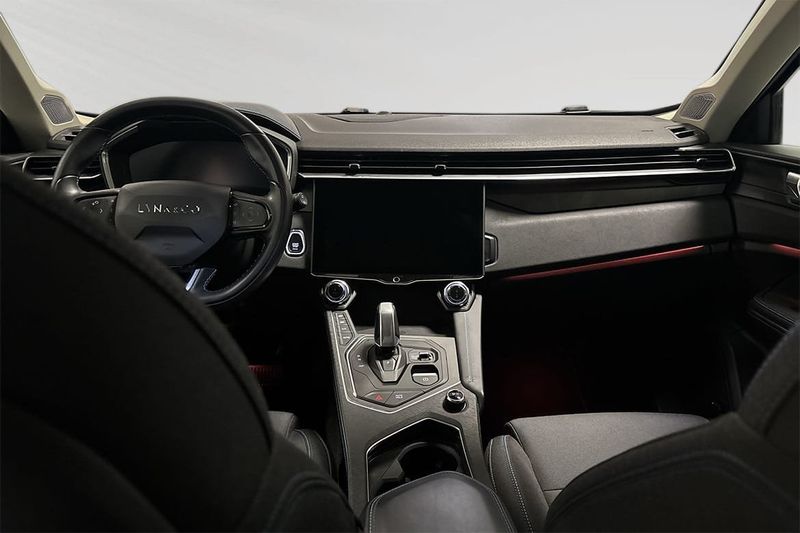 Lynk & Co 01 bild 5