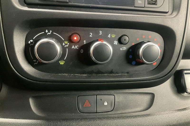 Renault Trafic bild 12
