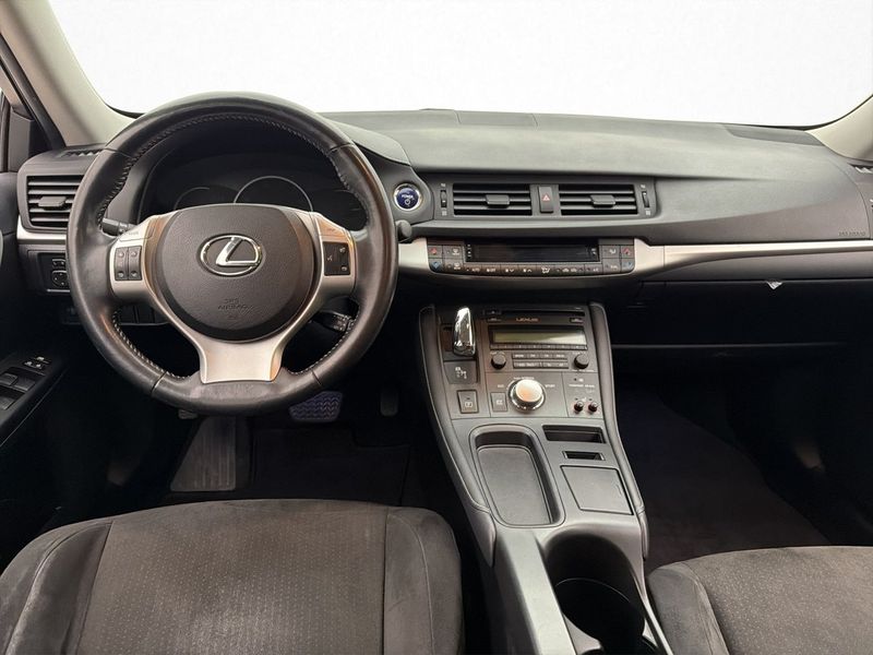 Lexus CT bild 12