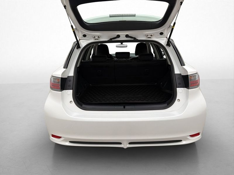 Lexus CT bild 24