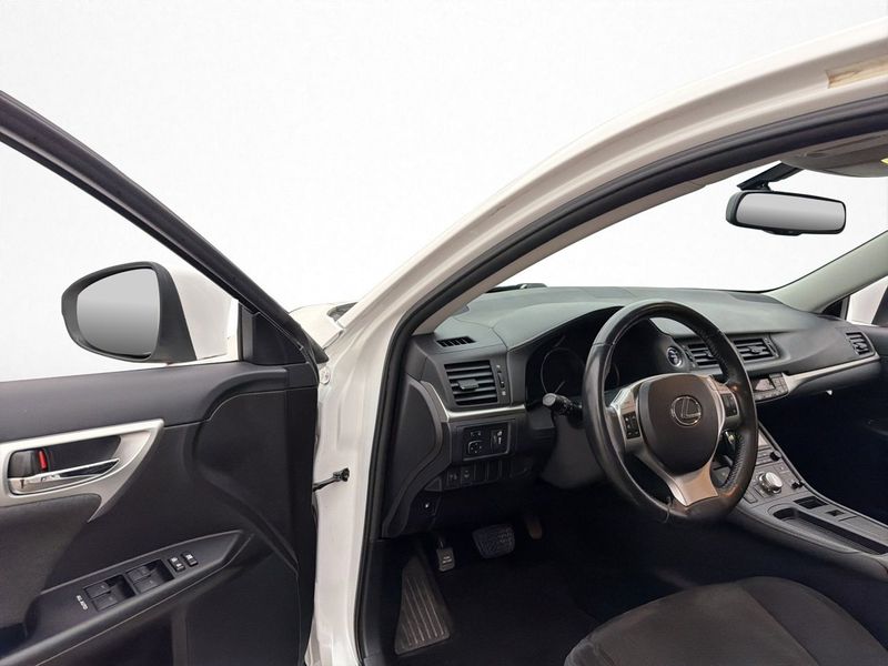 Lexus CT bild 10