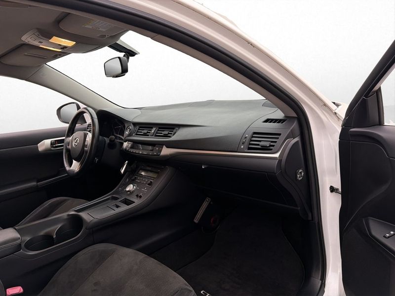 Lexus CT bild 21