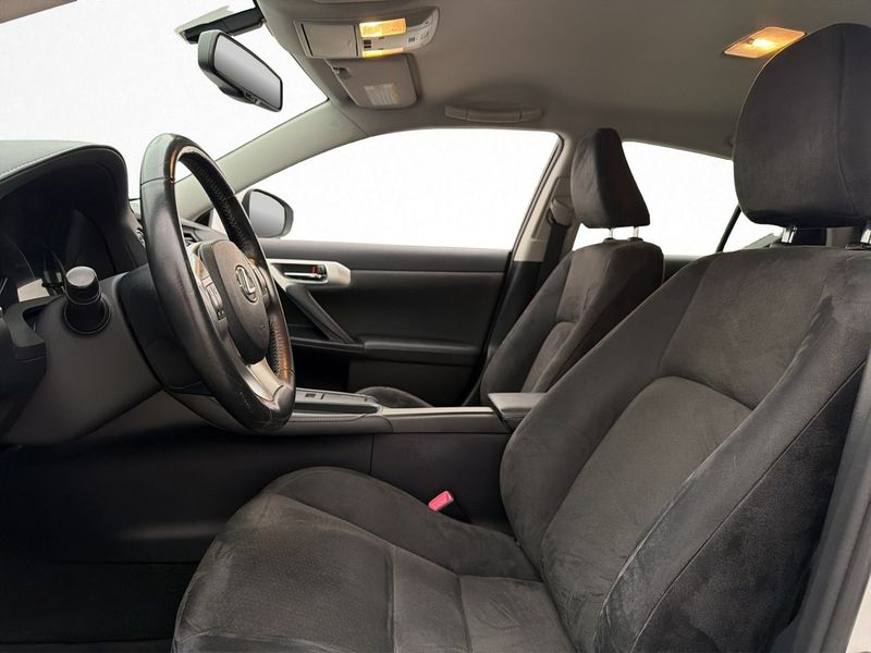 Lexus CT bild 11