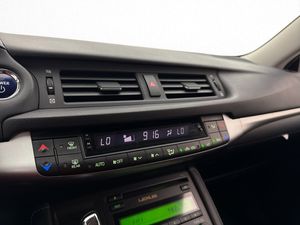 Lexus CT bild 19