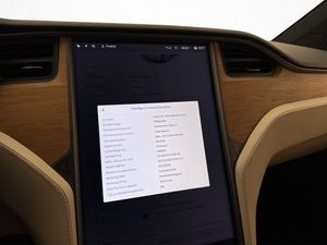Tesla Model X bild 25
