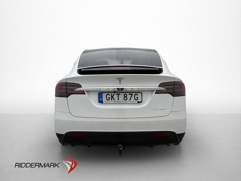 Tesla Model X bild 8
