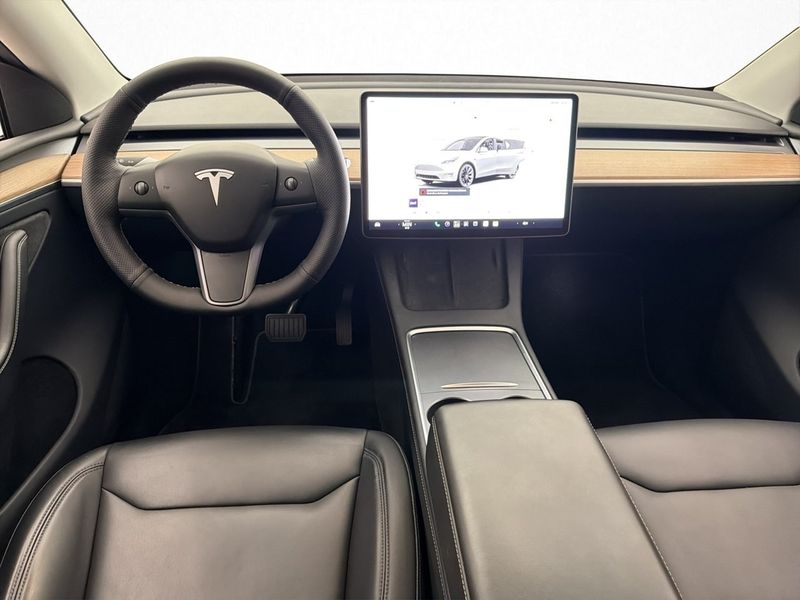 Tesla Model Y bild 20
