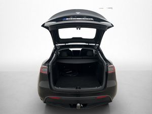 Tesla Model Y bild 18