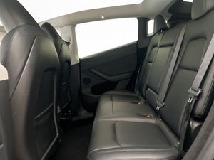 Tesla Model Y bild 19