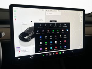 Tesla Model Y bild 33