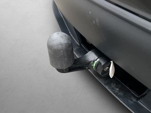 Tesla Model Y bild 17
