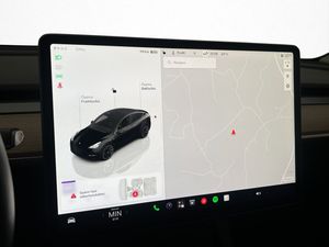 Tesla Model Y bild 32