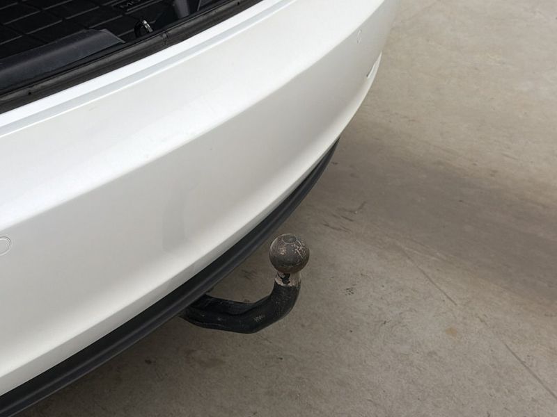 Tesla Model 3 bild 11