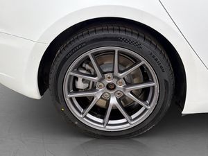 Tesla Model 3 bild 36