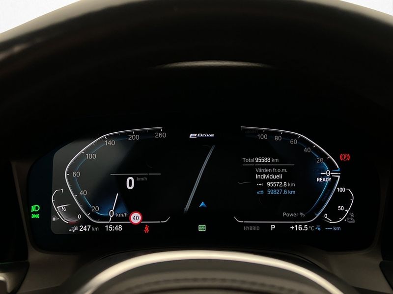 BMW 330 bild 18