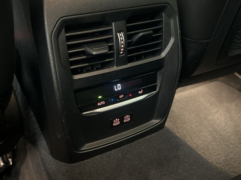 BMW 330 bild 31