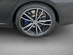 BMW 330 bild 34