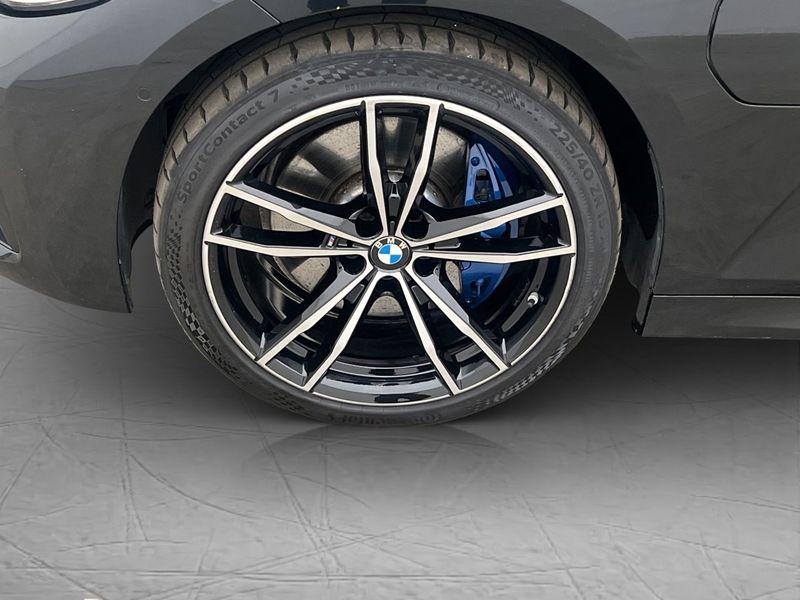 BMW 330 bild 33