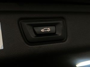 BMW 330 bild 32