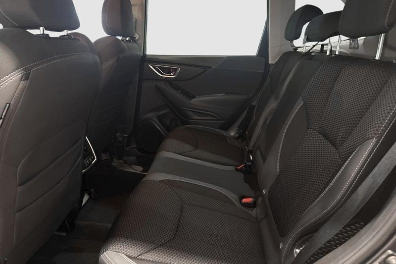 Subaru Forester bild 8