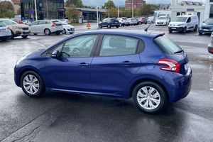 Peugeot 208 bild 6