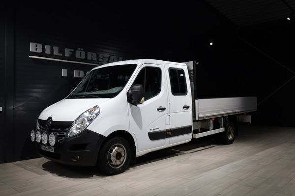 Renault Master Chassi Dubbelhytt 7-sits 2.3 dCi Värmare/Dragkrok/MOMS - 2017