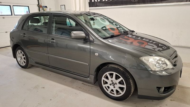 Toyota Corolla bild 2