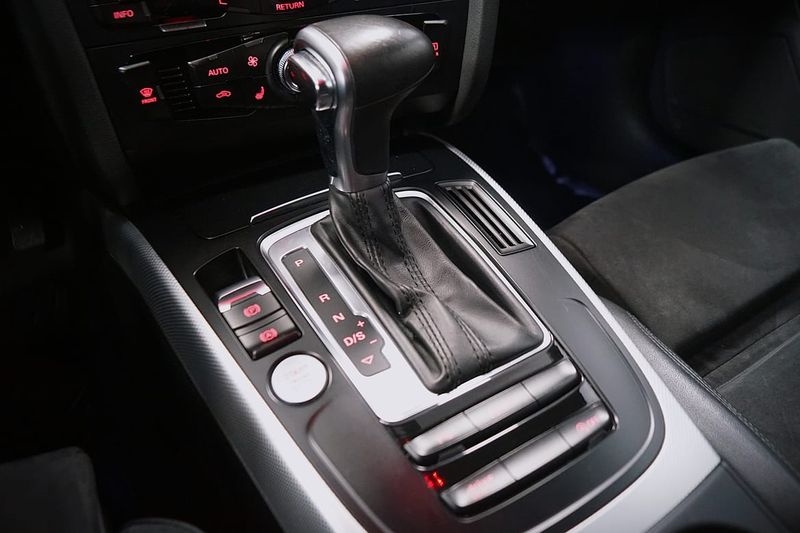Audi A4 bild 12