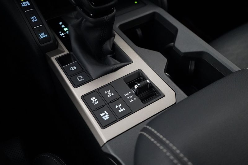 Toyota Land Cruiser bild 17
