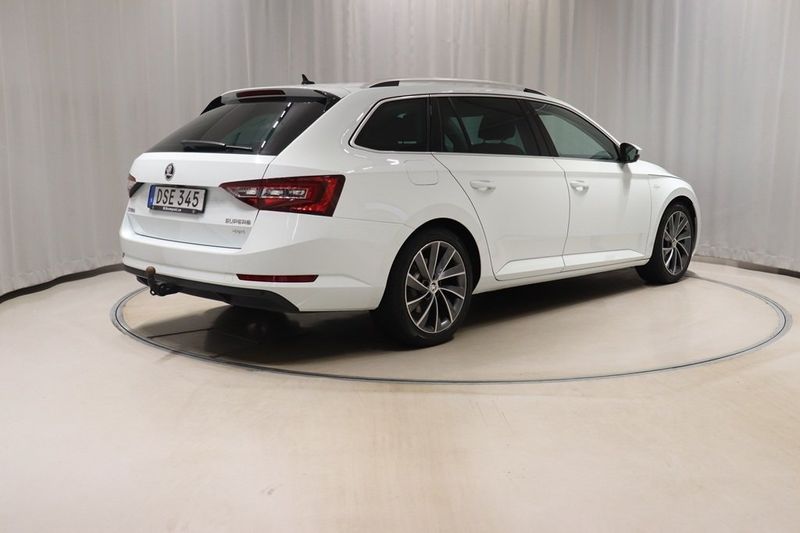 Skoda Superb bild 4