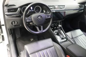 Skoda Superb bild 9