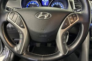 Hyundai i30 bild 12