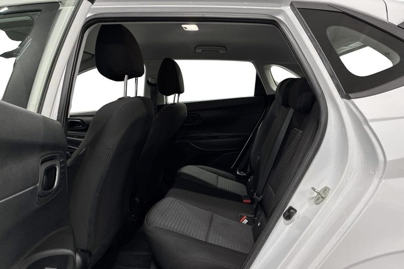 Hyundai i20 bild 7