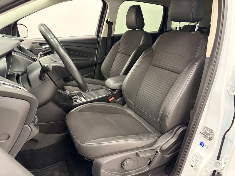 Ford Kuga bild 7