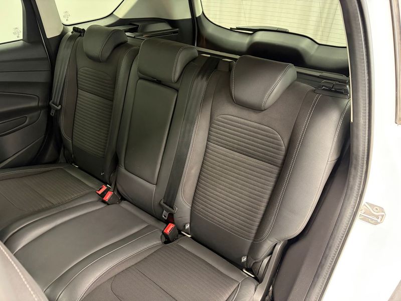 Ford Kuga bild 15