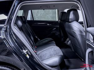 Volkswagen Passat bild 16